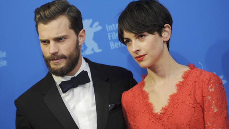 Jamie Dornan y Amelia Warner.