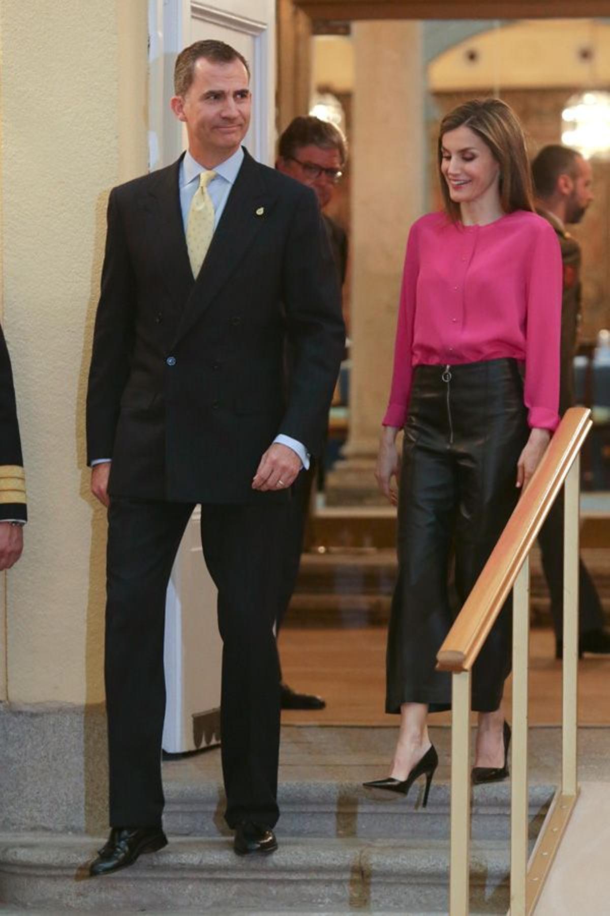 Letizia Ortiz junto a Felipe VI en el Palacio Real de El Pardo
