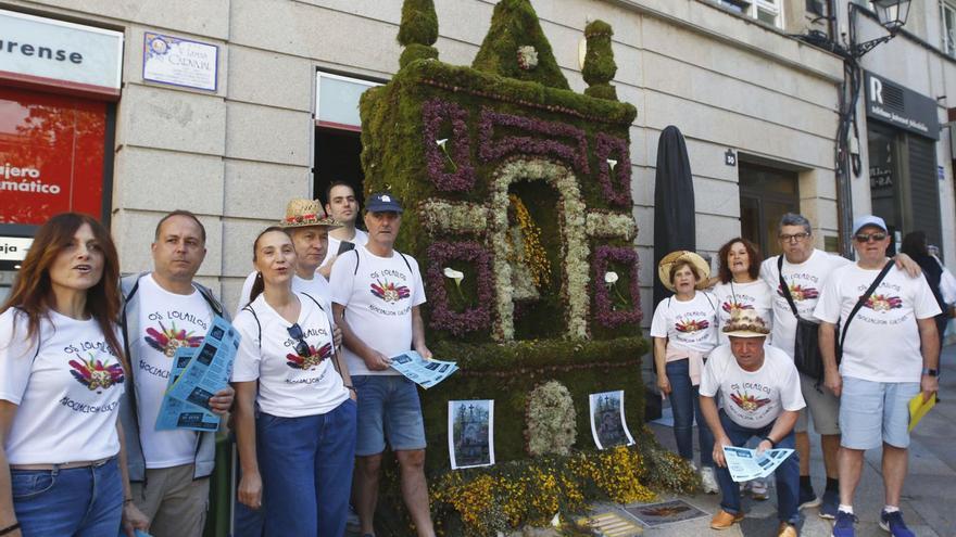 La Festa dos Maios llena las calles de arte vegetal y coplas para celebrar la primavera