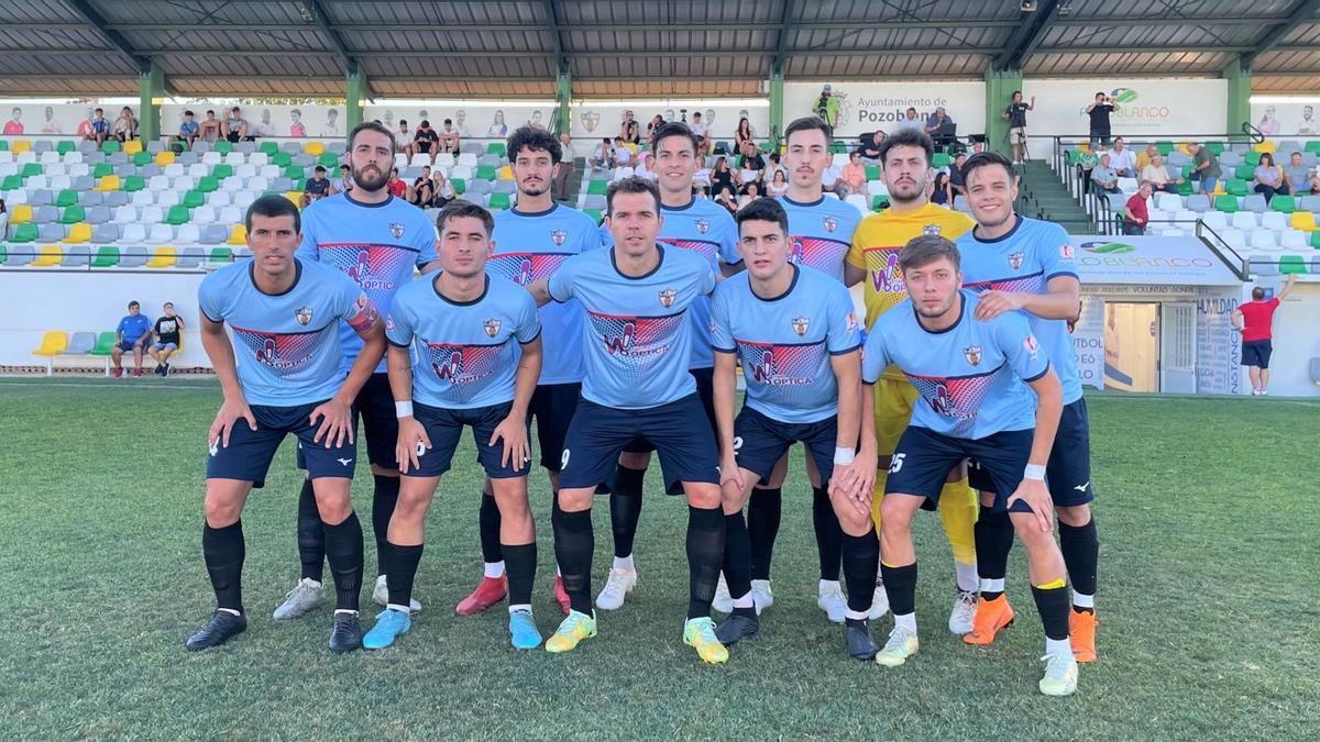 Once inicial del Pozoblanco durante un amistoso de su pretemporada.