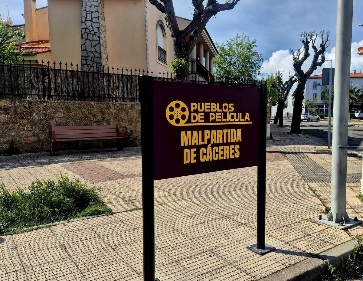 Cartel de la Red de Pueblos de Película.