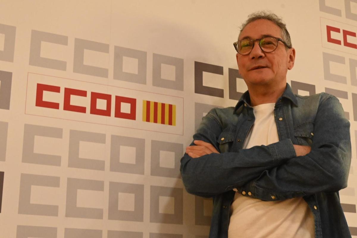 Albert Fernàndez, al seu despatx a la seu de CCOO a Castelló.