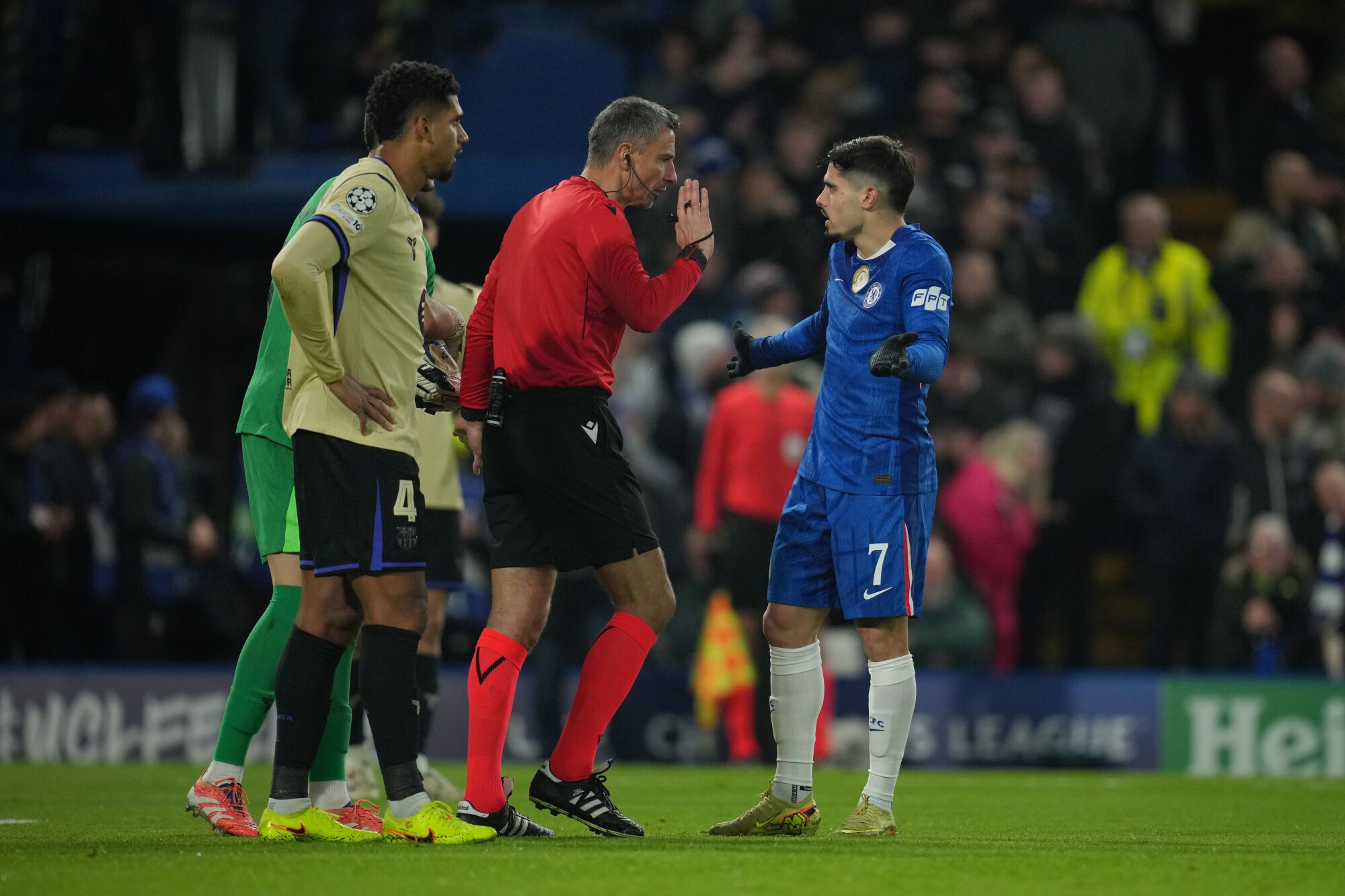 Champions League: Chelsea - Barcelona.