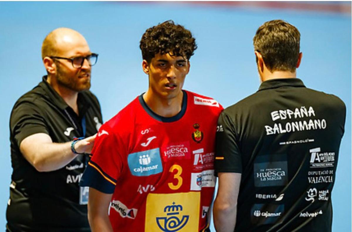 William Thompson en una convocatoria anterior con los Hispanos.