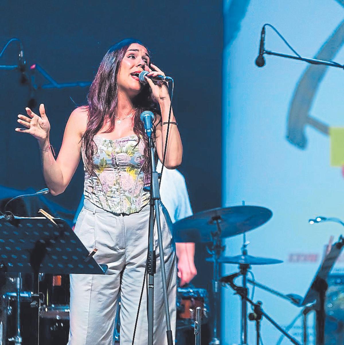 La cantante y flautista cubana Amy Gaviria.