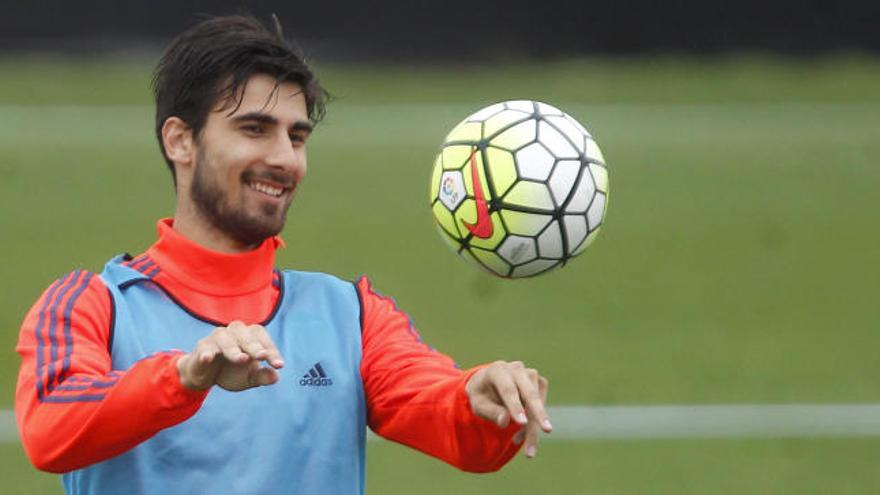 El Betis pretende a André Gomes