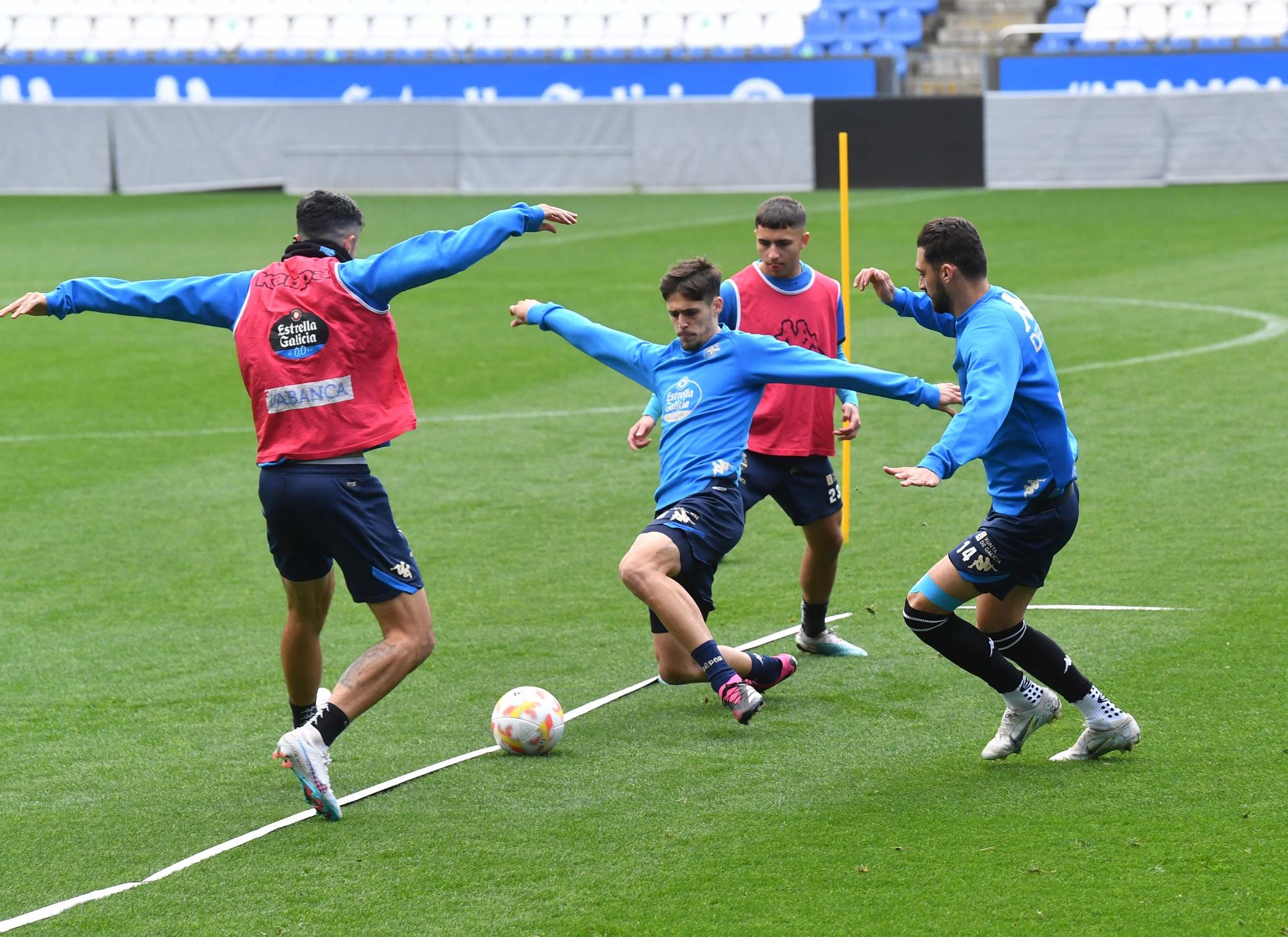 Último entrenamiento del Deportivo antes de medirse al Celta B