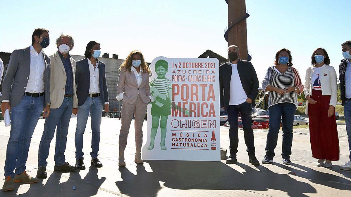 Representantes de las distintas organizaciones que patrocinan PortAmérica, en la presentación de ayer.