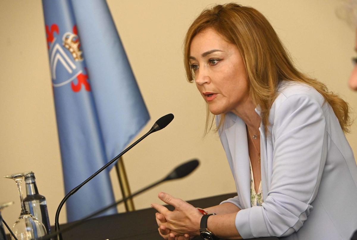 Marián Mouriño,
 ayer, en el salón 
regio de A Sede. 
|  Pablo H. Gamarra