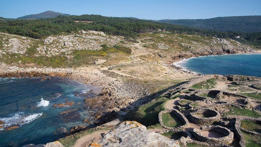 Muere una percebeira en Porto do Son arrastrada por un golpe de mar