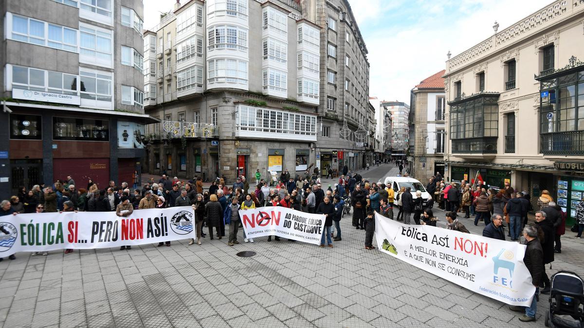 Una protesta contra la acumulación de planes eólicos