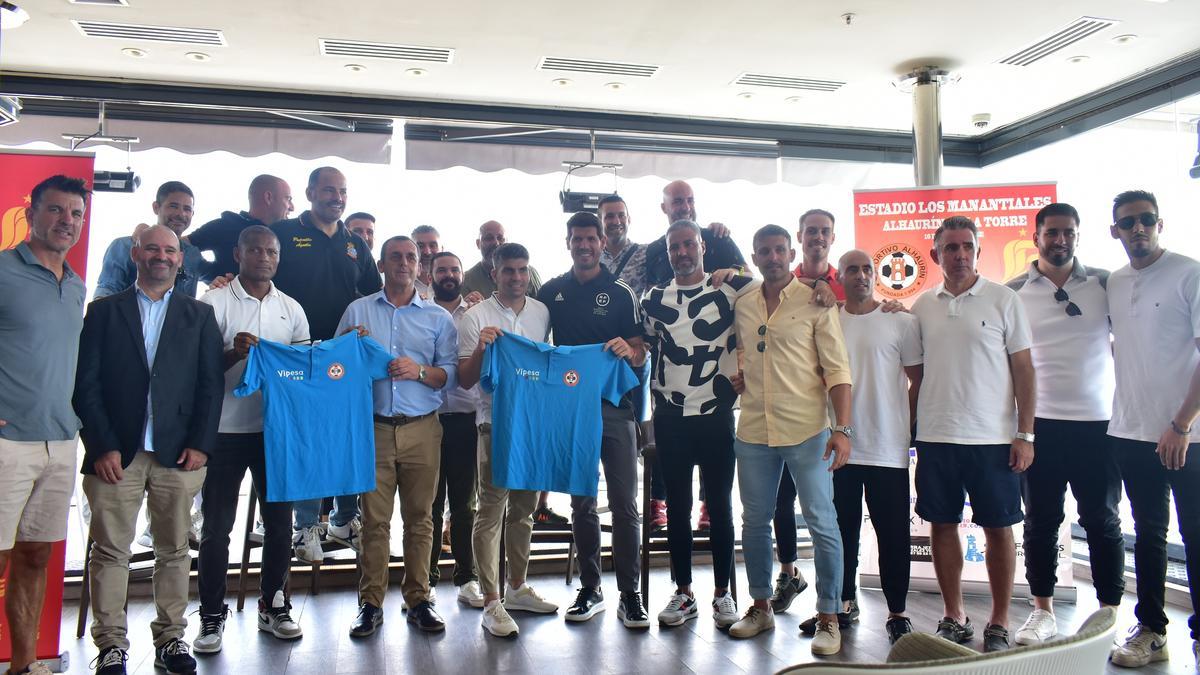 Presentación del partido de veteranos de Alhaurín de la Torre y la selección española.