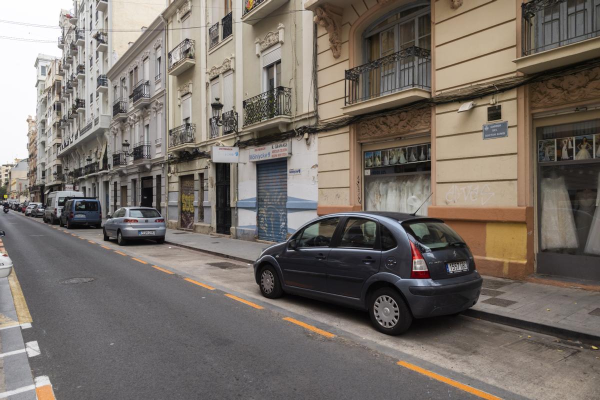 La calle Doctor Sumsi es ahora zona naranja, para vecinos y no residentes.