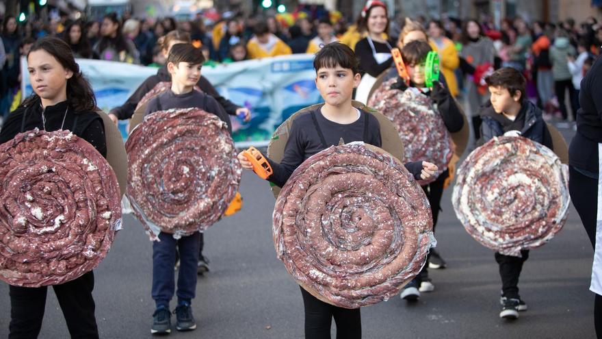 La Rua de Palma: Así ha sido el esperado desfile de carnaval que abarrotó de nuevo el centro tras dos años sin celebración por la pandemia