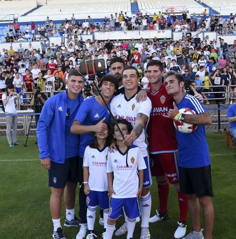 Presentación de la nueva equipación del Real Zaragoza para esta temporada