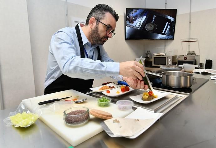 12/12/2019 LAS PALMAS DE GRAN CANARIA. Inauguración dentro de las jornadas de Nutrición, Sostenibilidad y Gastronomia en la ULPGC, del primer laboratorio-cocina ubicano en una universidad española.   Fotógrafa: YAIZA SOCORRO.  | 12/12/2019 | Fotógrafo: Yaiza Socorro