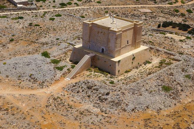 Comino Walk