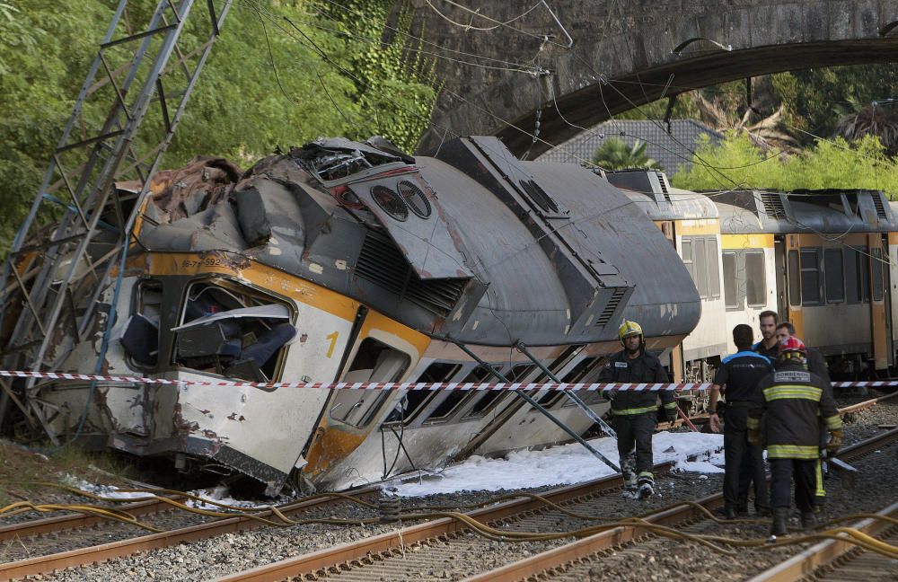 El tren Vigo-Oporto descarrila en O Porriño