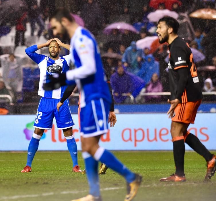 El Dépor cae en Riazor ante el Valencia