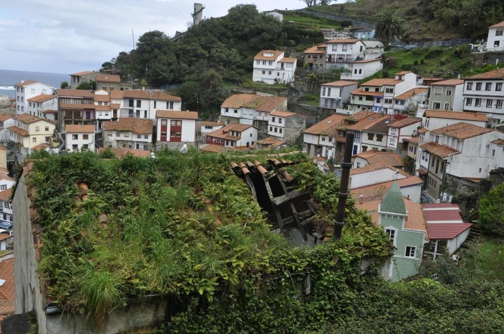 Este es el estado de las casas del anfiteatro de Cudillero