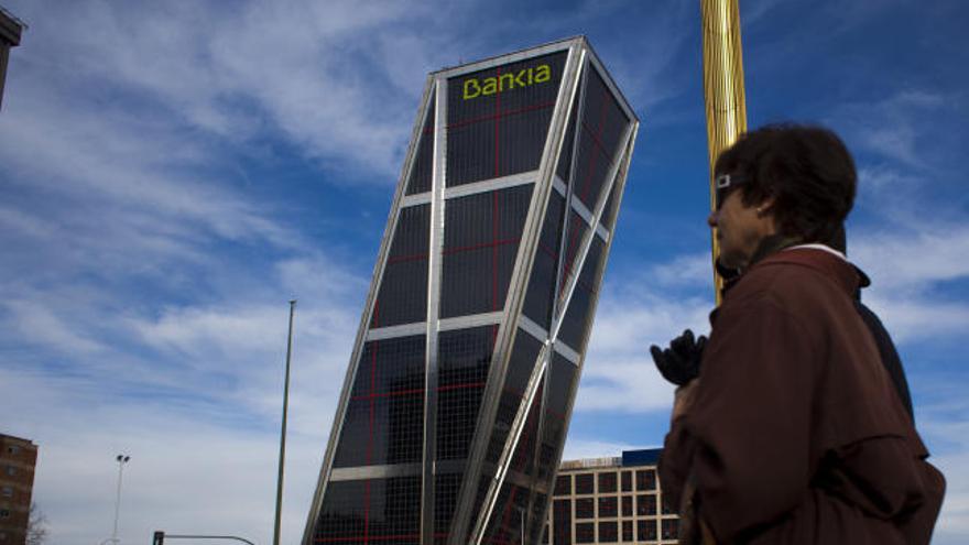 Desciende la valoración de las comisiones cobradas por Bankia.