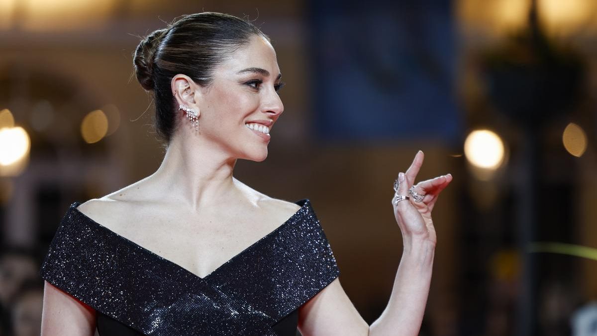 Blanca Suárez durante la presentacion de la película ‘La huella del mal’ en la alfombra roja del Festival de Málaga