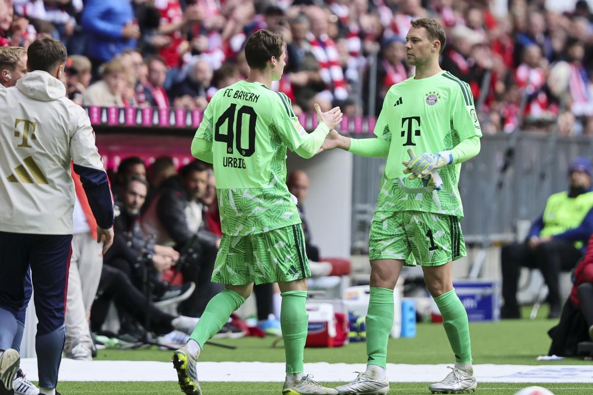 Manuel Neuer es sustituido por Jonas Urbig, el meta suplente del Bayern, en el último partido de la Bundesliga.