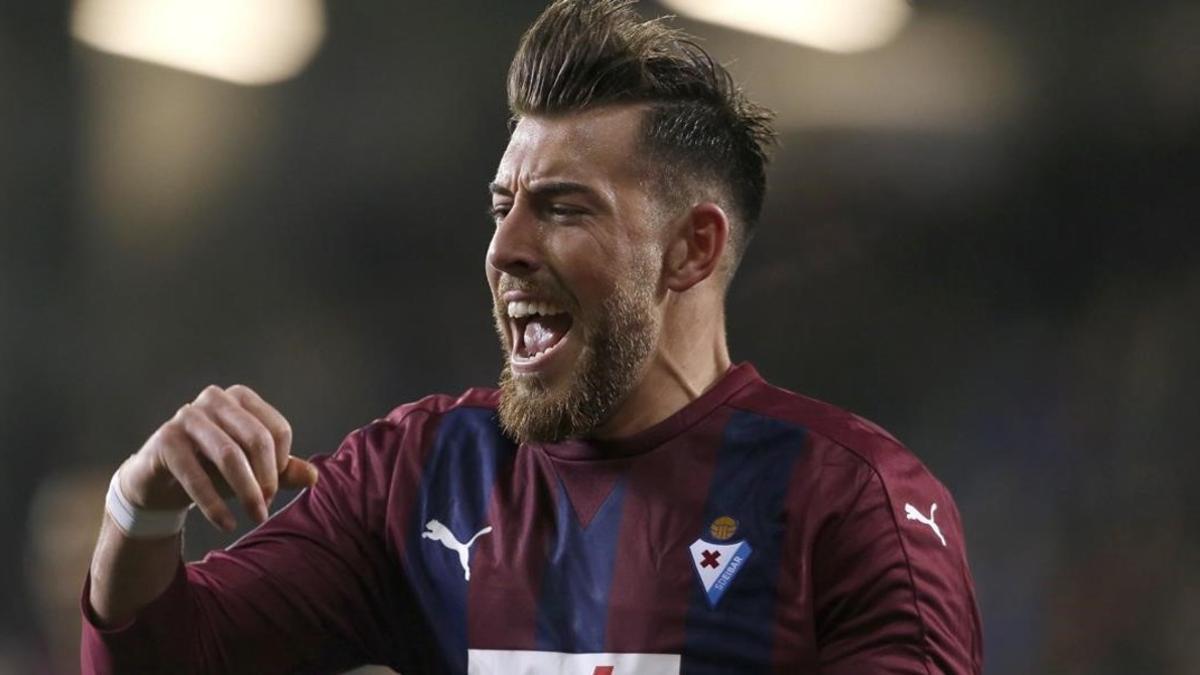 rpaniagua37709775 gra430  eibar  spain   25 02 2017   eibar s striker sergi en170317183633