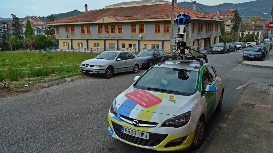 El coche de Google se pasea por Villaviciosa