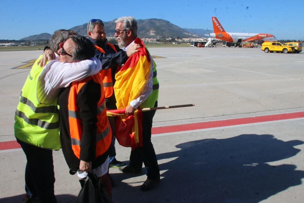 100 años del primer vuelo de prueba que aterrizó en el aeropuerto