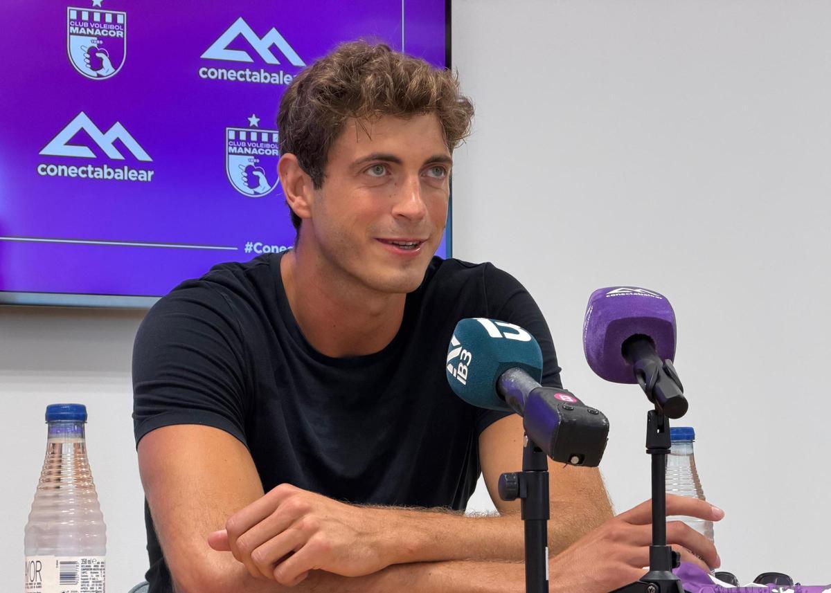 Tobias Krick en su rueda de prensa de presentación como nuevo jugador del Conectabalear Manacor