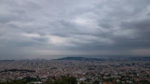 Temps a Barcelona, avui diumenge, 6 d’agost del 2023: augment de la nuvolositat i xafogor nocturna