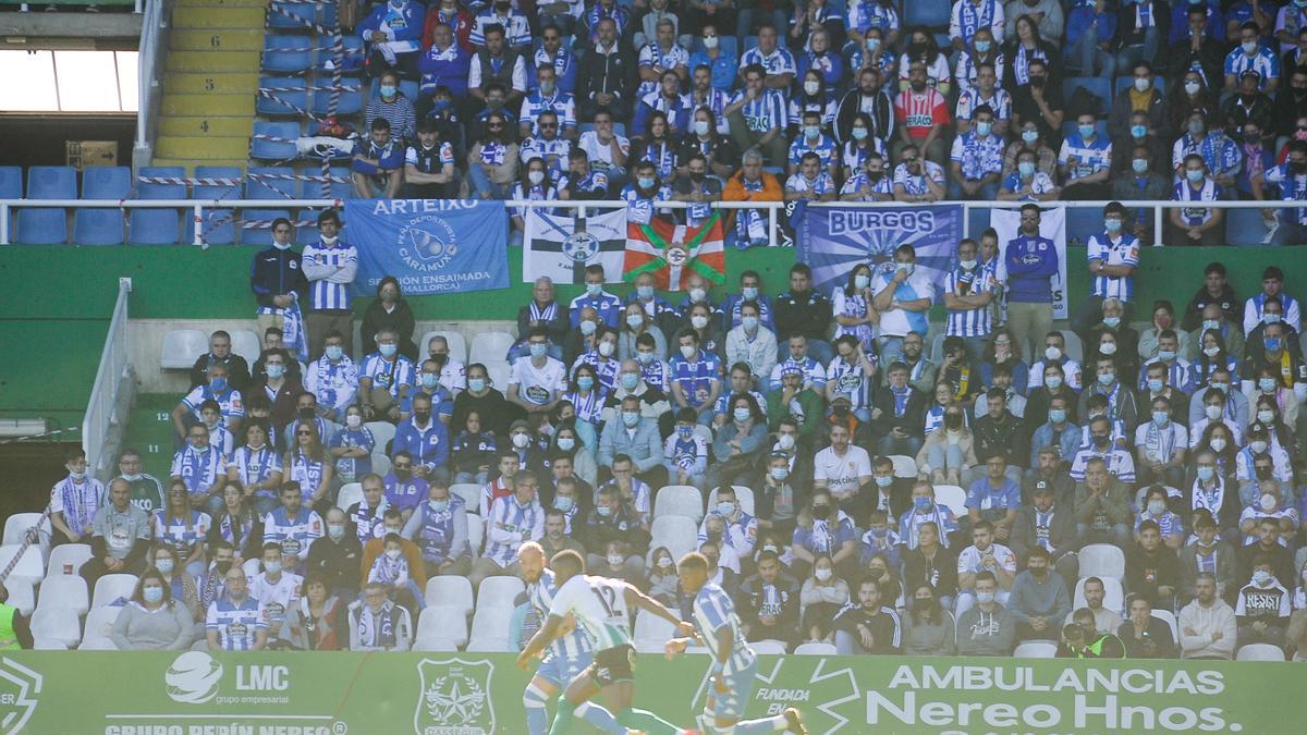 El Racing de Santander y el Deportivo empatan 0-0