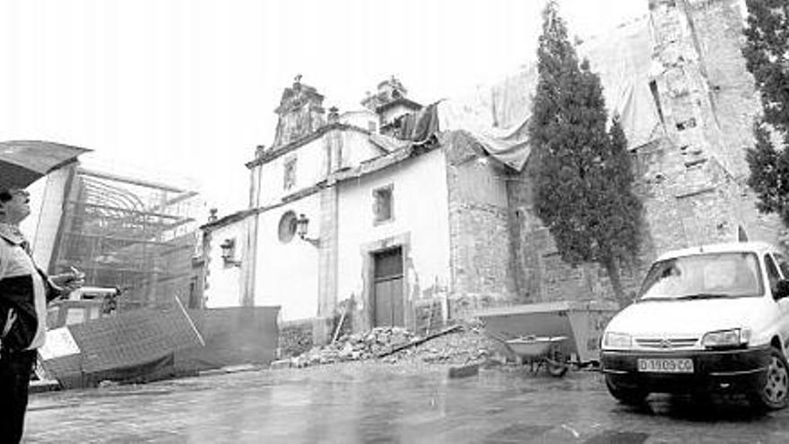 El edificio más antiguo de Avilés recupera poco a poco su esplendor