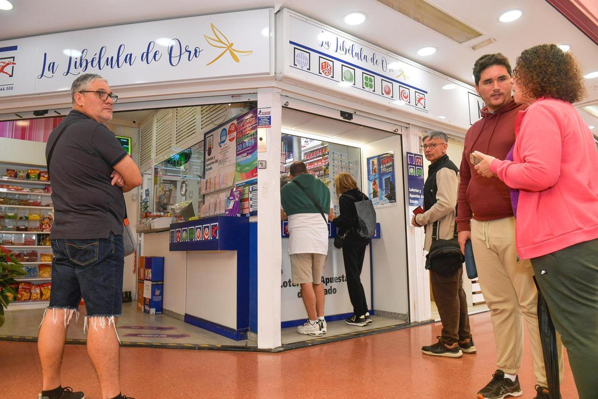 La Lotería de Navidad riega Gran Canaria de premios La Lotería de Navidad riega Gran Canaria de premios