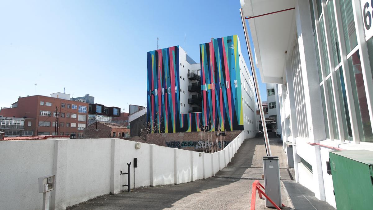 Edificio del barrio tecnológico de Simancas, en Madrid (1)