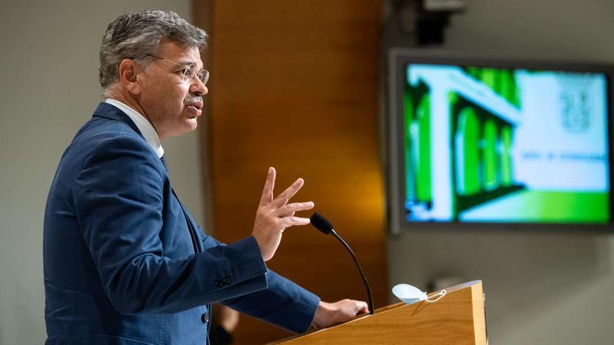 El portavoz de la Junta, Juan Antonio González, en la rueda de prensa posterior al Consejo de Gobierno.