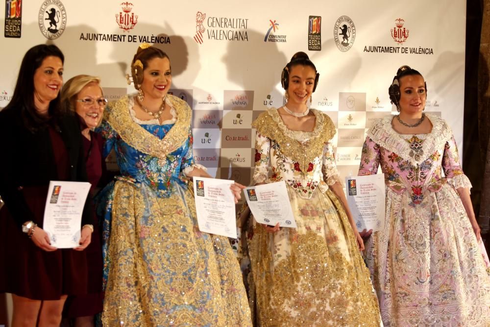 Gala de la seda valenciana en la Lonja