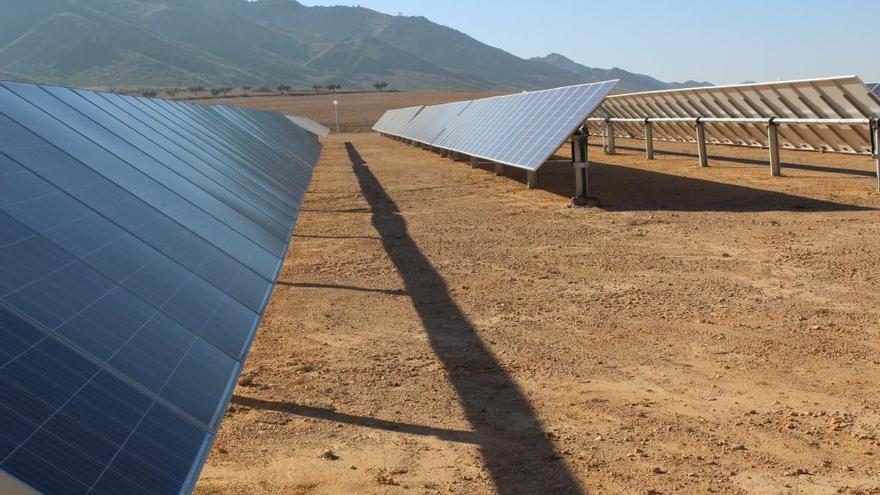 Las placas fotovoltaicas instaladas para el beneficio de la Comunidad de Regantes de Miraflores.