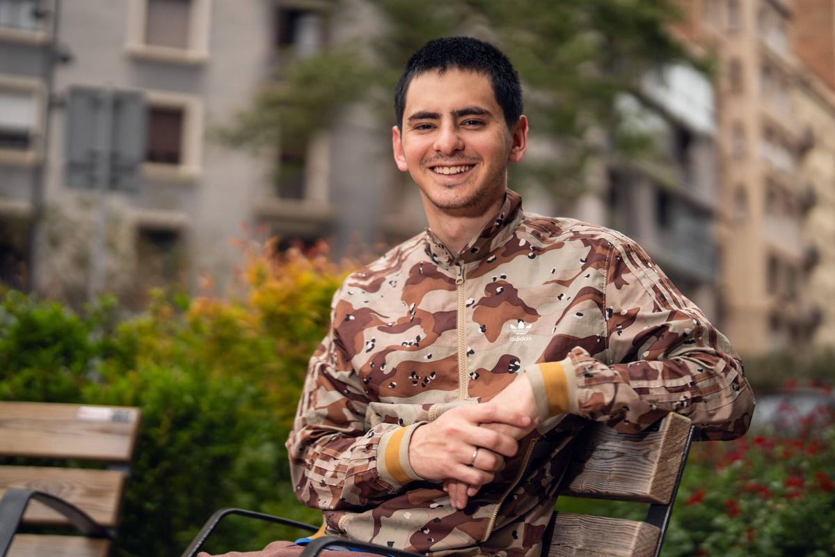 Benjamín Coyos, un argentí a Barcelona pendent de la seva regularització per crear una empresa de reformes: «Vinc capacitat per intentar ajudar»