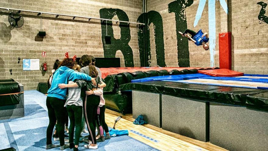 El Bot Gym dona vida a l’Associació Centre Acrobàtic en moviment, Move it