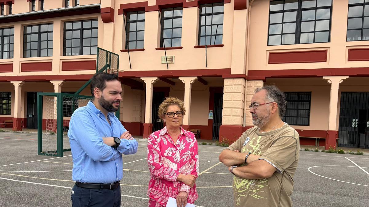 Por la izquierda, Víctor Ferreira, Gloria García y Cándido González.