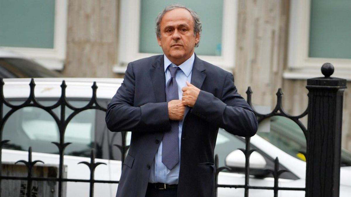 Michel Platini, a su llegada al funeral de Johansson