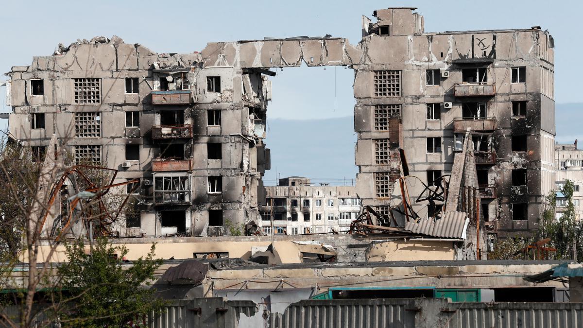 Un edificio de Mariupol, destruido.