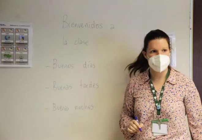 Un nuevo idioma para integrarse lejos de la tragedia