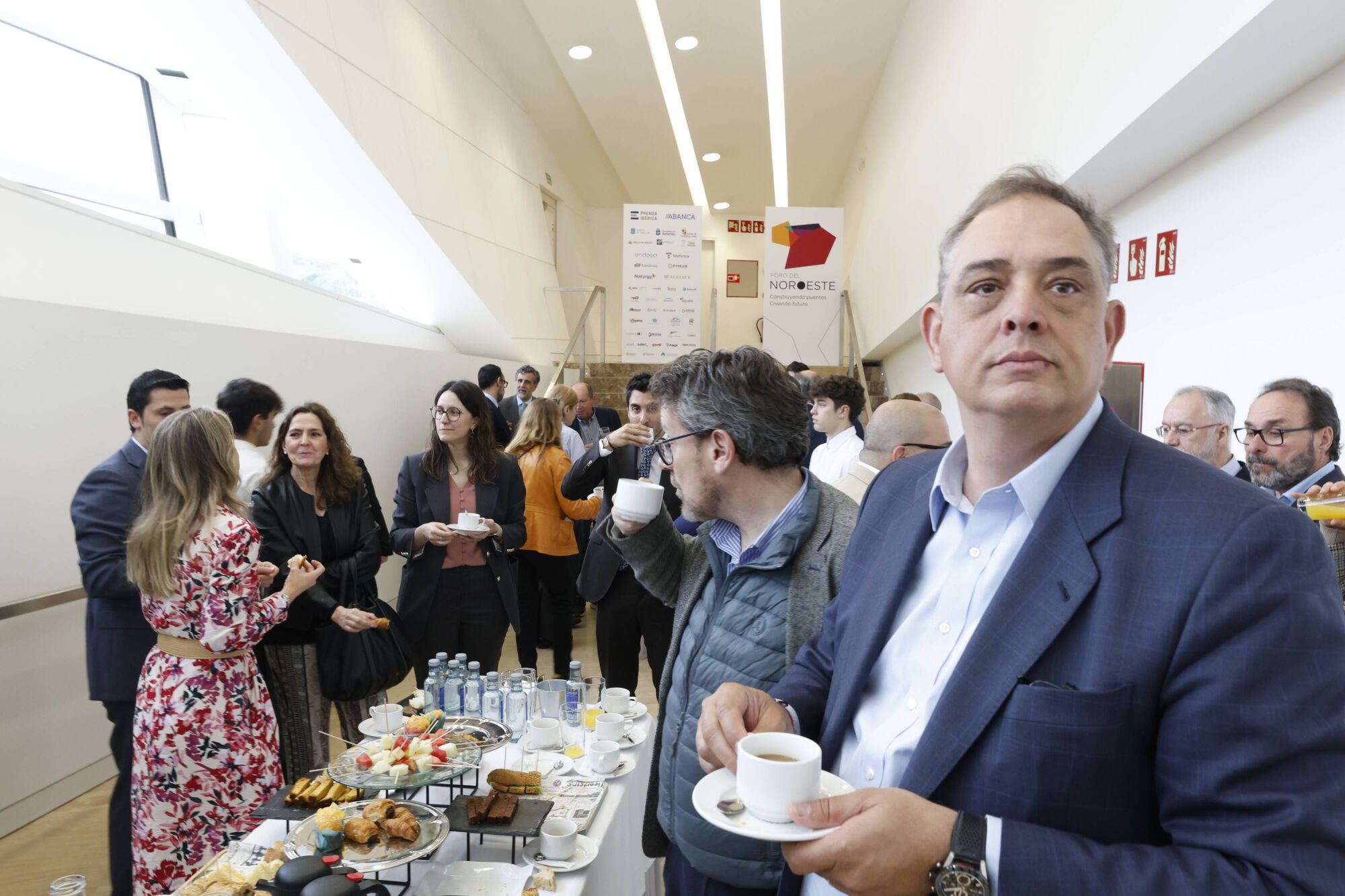 Por la izquierda, Manuel Mostaza, politólogo de Zamora, y Miguel Ángel San Román, de la consultora de turismo Today Parnerts.