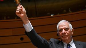 El alto representante de la UE para Política Exterior, Josep Borrell, en la reunión de ministros de Exteriores de los 27 en Luxemburgo