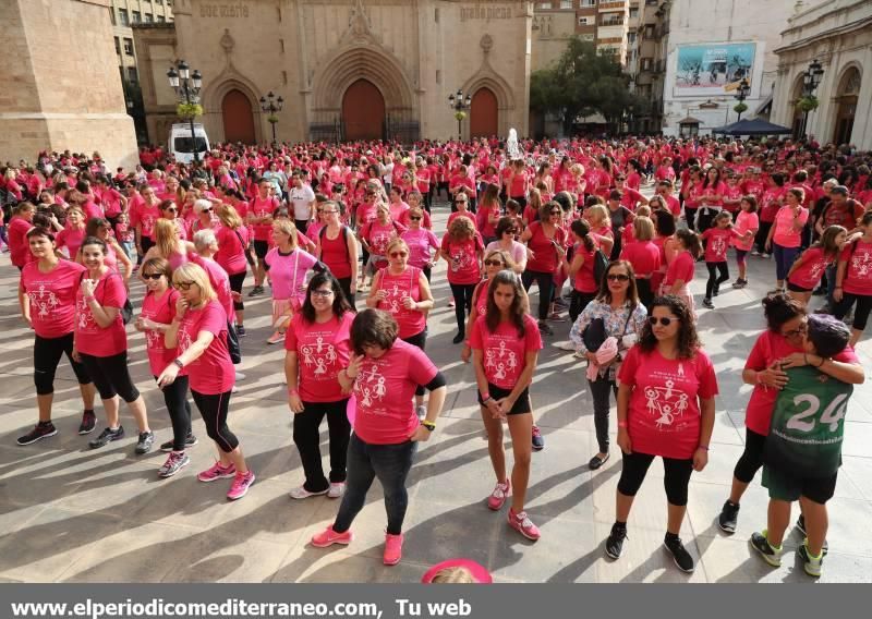 Marcha contra el cáncer de mama en Castellón