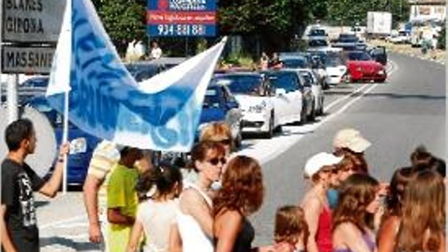 Una de les protestes va tallar l&#039;accés a l&#039;AP-7 a Hostalric.