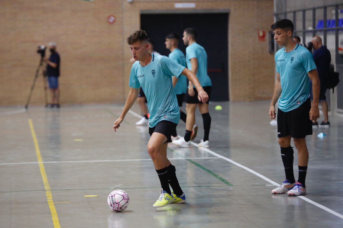 La primera sesión en pista del Córdoba Futsal en imágenes